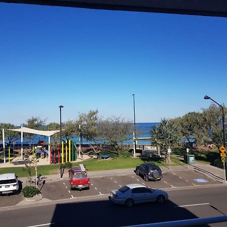 Casablanca Beachfront Apartments Bribie Island North Bagian luar foto