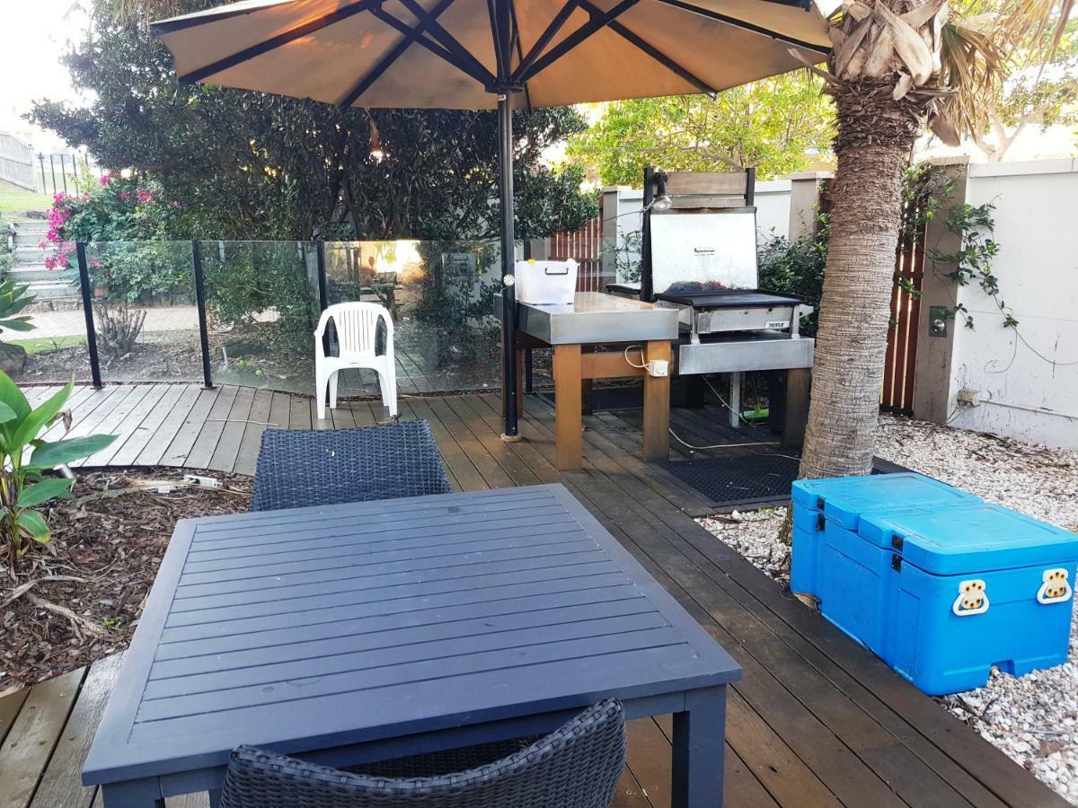 Casablanca Beachfront Apartments Bribie Island North Bagian luar foto