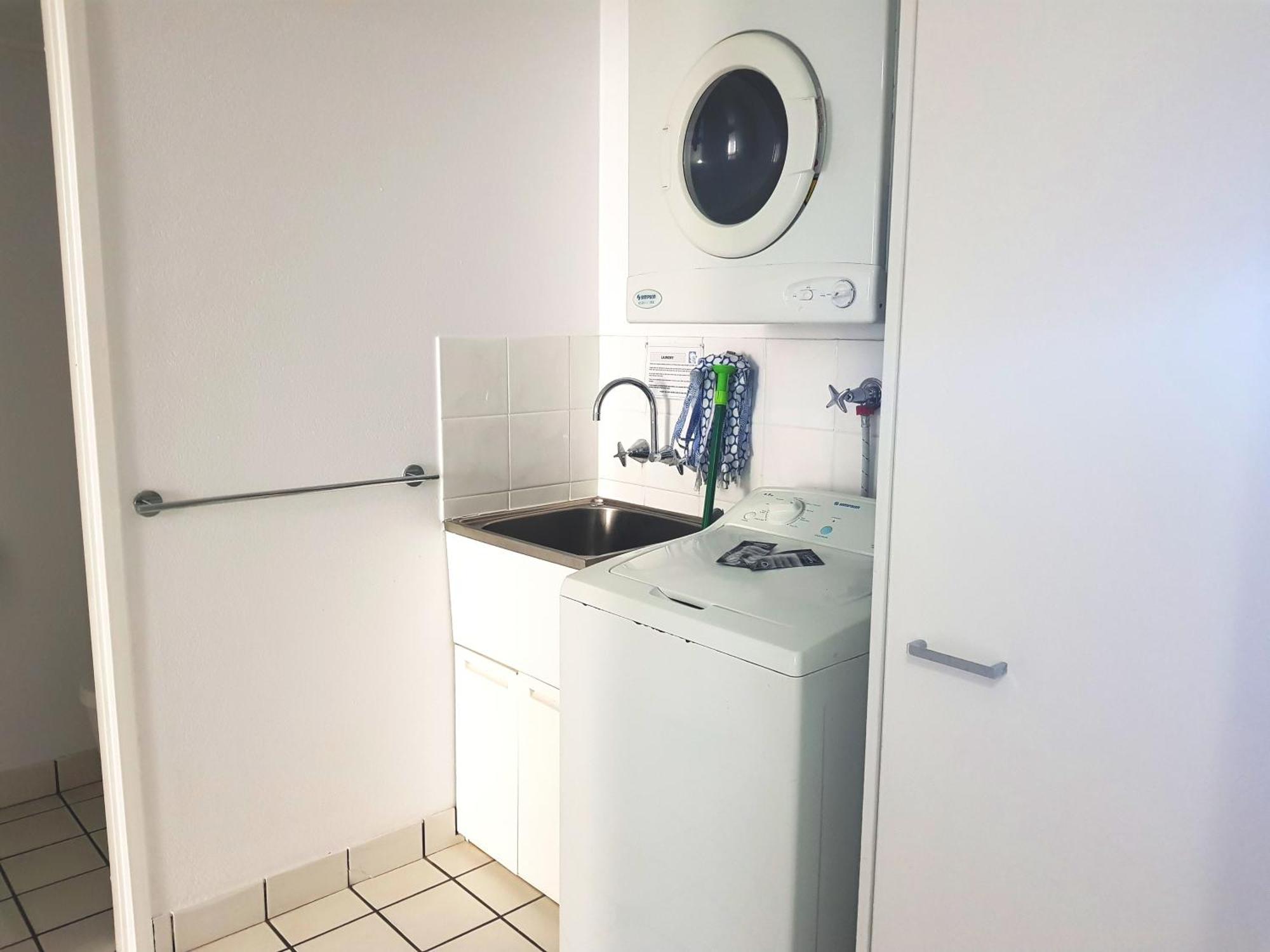 Casablanca Beachfront Apartments Bribie Island North Bagian luar foto