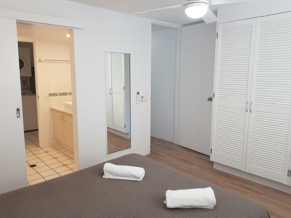 Casablanca Beachfront Apartments Bribie Island North Bagian luar foto