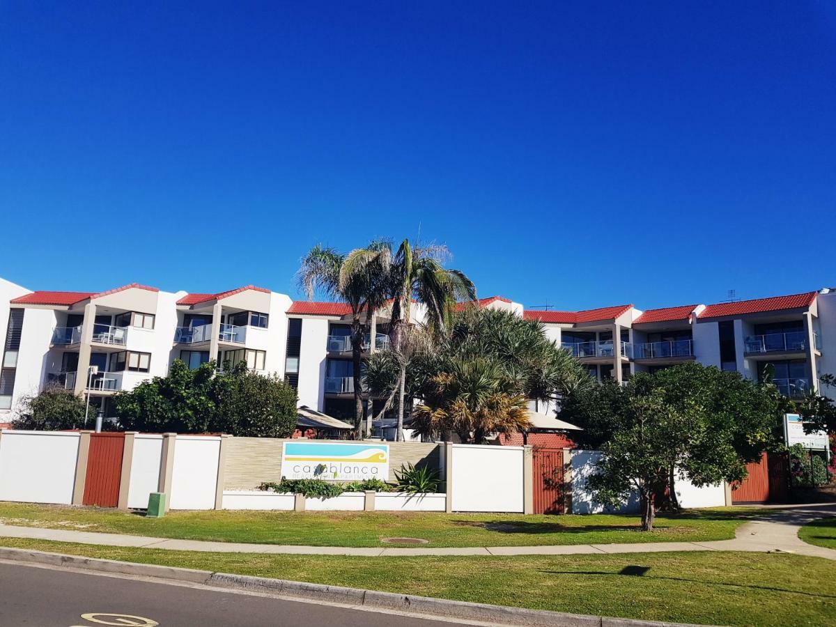 Casablanca Beachfront Apartments Bribie Island North Bagian luar foto